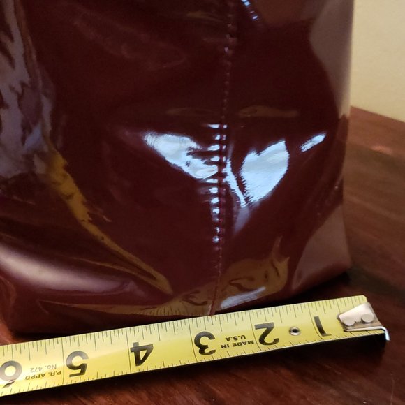 Beautiful!! Salvatore Ferragamo/ Burgundy Patent Leather "Gina" Tote Handbag - Picture 12 of 16
